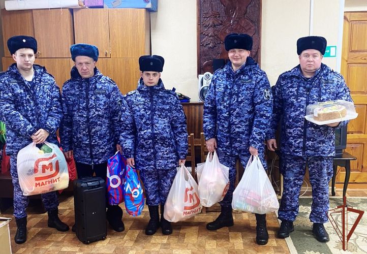 Росгвардейцы устроили праздник для воспитанников приюта в Брянской области