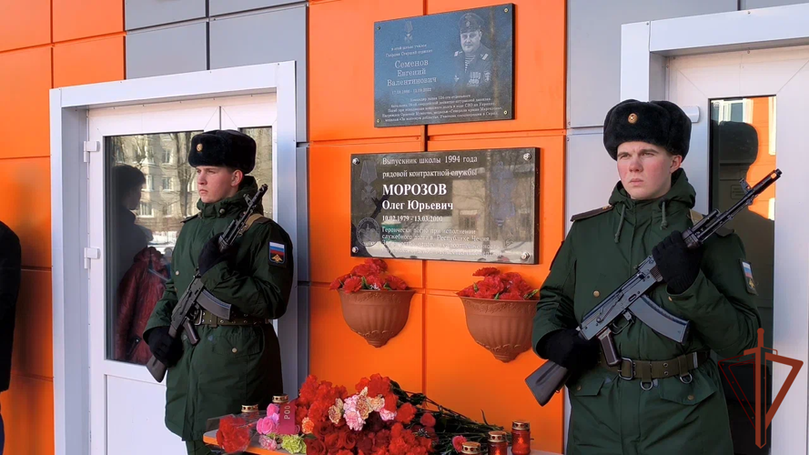 В Ленинградской области увековечили память погибшего военнослужащего 33-й бригады оперативного назначения