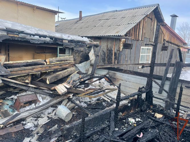 Росгвардейцы спасли жильцов загоревшегося дома в Челябинской области (видео)