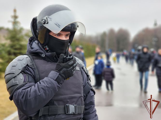 Сотрудники и военнослужащие Росгвардии обеспечили правопорядок во время футбольного матча между сборными России и Ирака