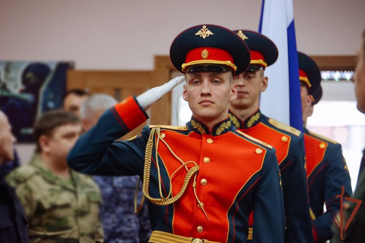  Орден Мужества передали семье погибшего росгвардейца в Благовещенске