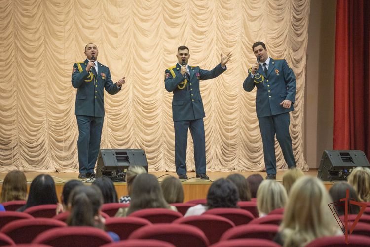 В Центральном округе Росгвардии прошли мероприятия по случаю 8 марта