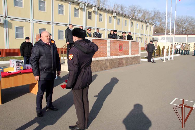 Морские подразделения Южного округа Росгвардии отметили профессиональный праздник