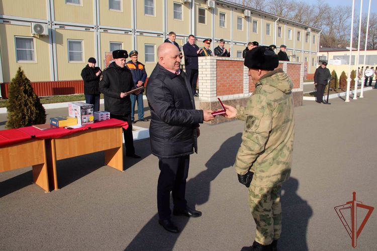 Морские подразделения Южного округа Росгвардии отметили профессиональный праздник