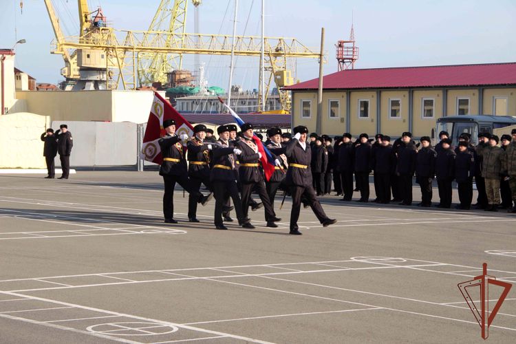 Морские подразделения Южного округа Росгвардии отметили профессиональный праздник