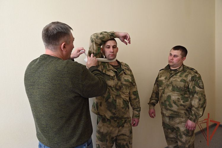 Сборы с нештатными санинструкторами прошли в Сибирском округе Росгвардии