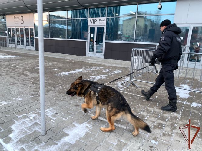 Бойцы ОМОН Росгвардии приняли участие в обеспечении безопасности ряда мероприятий на Урале