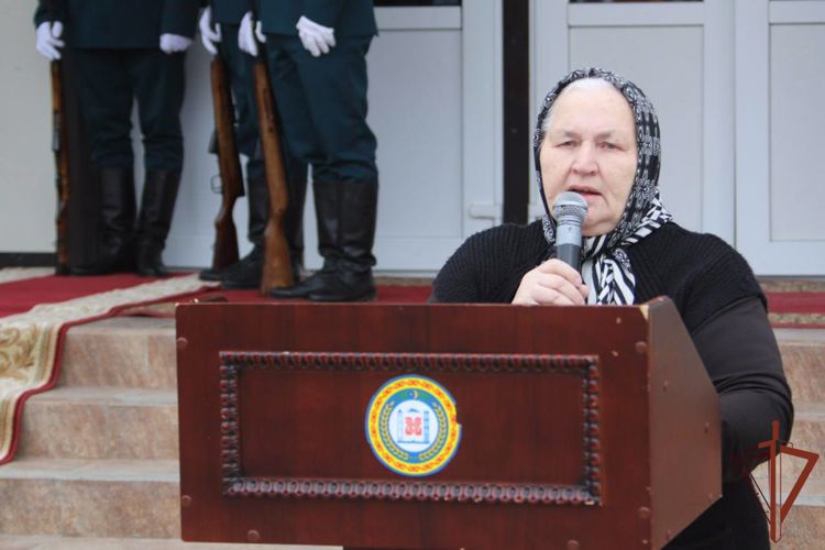 Память павших росгвардейцев почтили в Чеченской Республике