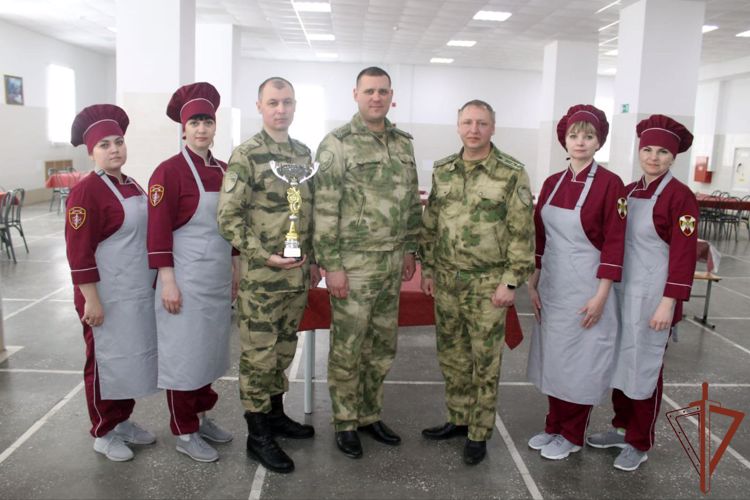 Военные повара северского соединения признаны лучшими в Сибирском округе Росгвардии
