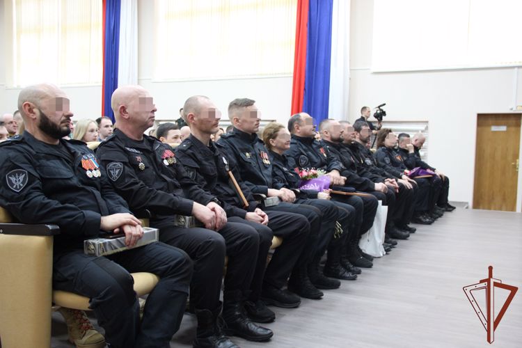 В Подмосковье поздравили с 30-летием личный состав СОБР «Булат» Росгвардии