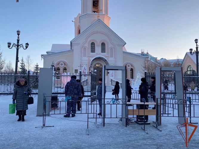 В период празднования Вербного воскресенья на Урале Росгвардия обеспечила общественную безопасность