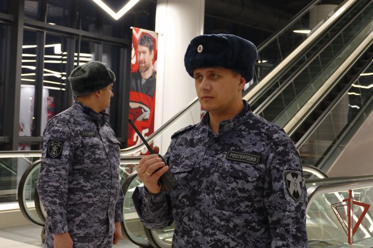 Росгвардейцы обеспечили правопорядок во время проведения матчей КХЛ в Омске