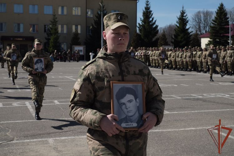 Память погибших военнослужащих почтили в Софринской бригаде Росгвардии (видео)