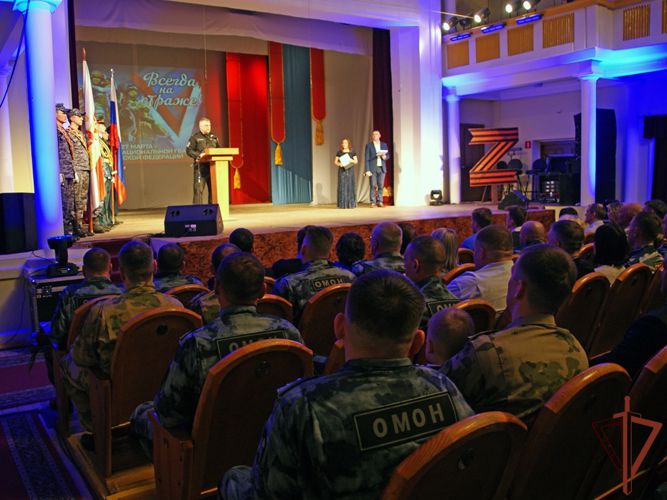 Торжественные мероприятия, посвященные юбилеям со Дня образования спецподразделений Росгвардии, прошли в Сибири