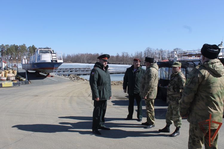 Сбор с командирами катеров морского отряда завершился в Уральском округе Росгвардии 