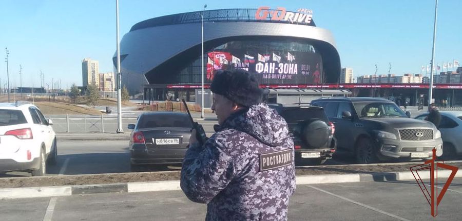 Росгвардейцы обеспечили правопорядок во время проведения матчей КХЛ в Омске