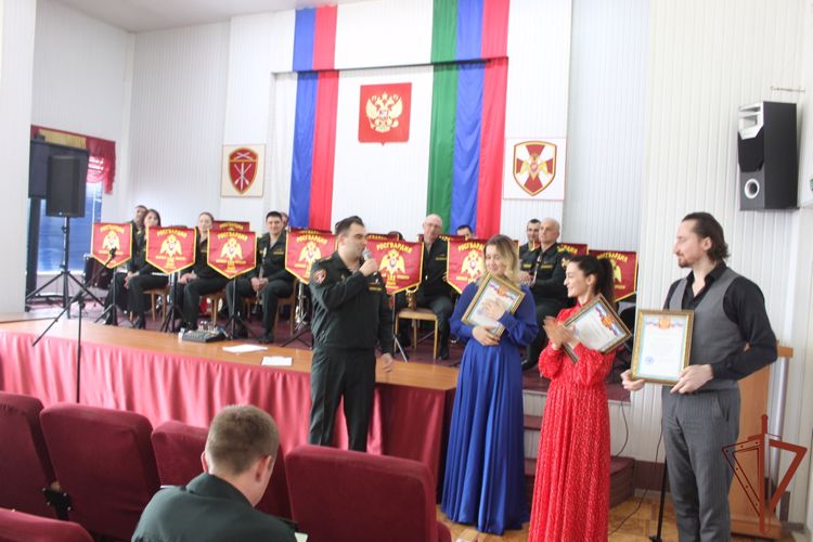 Махачкалинское соединение Росгвардии отметило свое 27-летие
