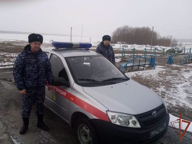  Сбежавших из детского дома подростков разыскали росгвардейцы в Томской области