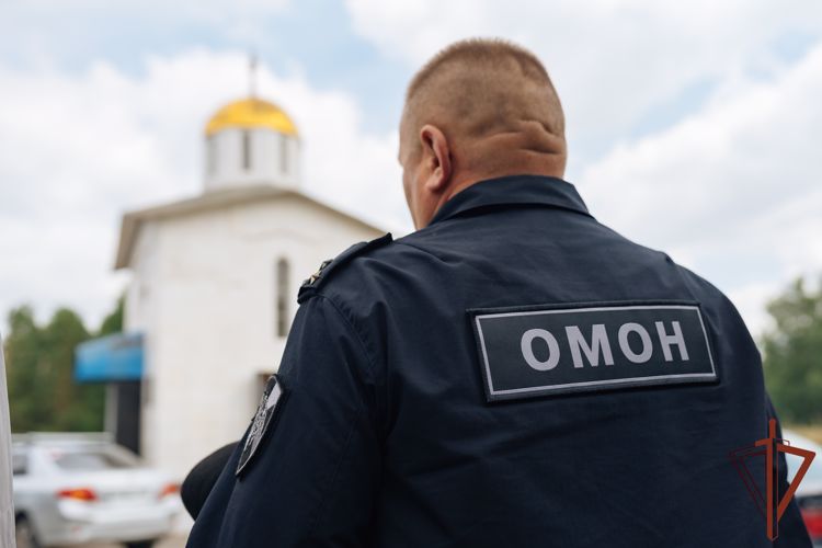 В период празднования Вербного воскресенья на Урале Росгвардия обеспечила общественную безопасность 