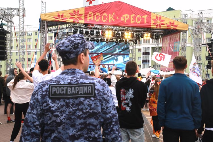 В Мордовии при участии Росгвардии обеспечена безопасность закрытия VI Всероссийского фестиваля студенческого спорта