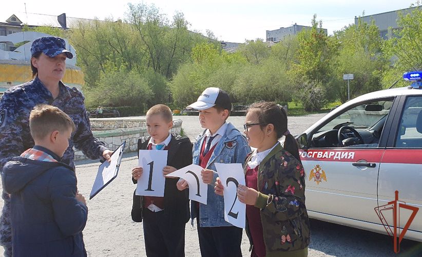 Ежегодный всероссийский ведомственный проект «Каникулы с Росгвардией» стартовал на Урале