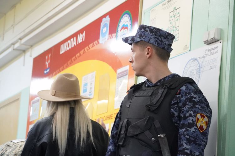 В НАО Росгвардия и полиция обеспечили безопасность мероприятий с массовым пребыванием граждан