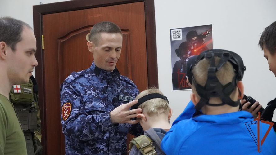 Росгвардия открыла интерактивную выставку для участников акции «Ночь музеев» в Нарьян-Маре