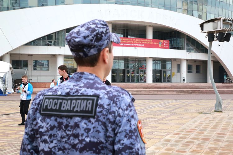 В Мордовии при участии Росгвардии обеспечена безопасность закрытия VI Всероссийского фестиваля студенческого спорта
