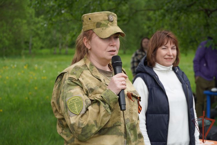 Росгвардейцы провели для столичных школьников военно-патриотическую игру «Зарница»