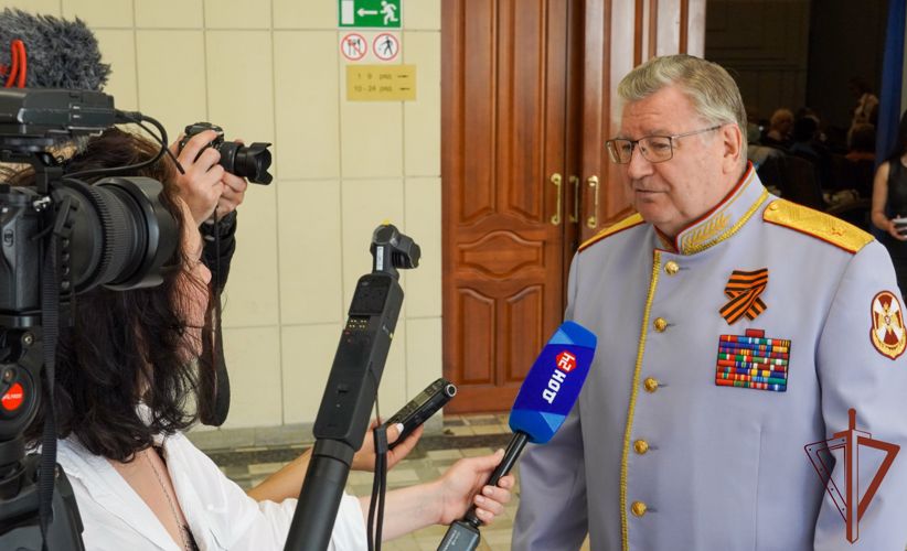 Академический ансамбль песни и пляски Росгвардии дал концерт в Ростове-на-Дону