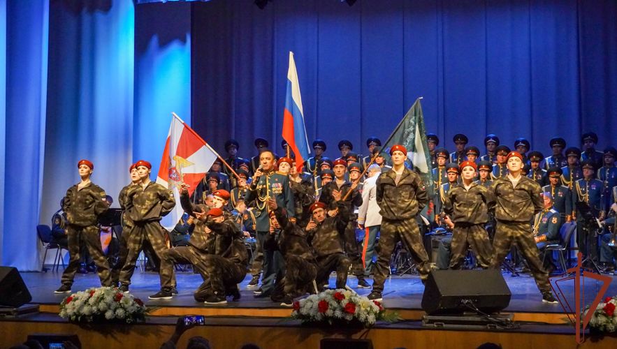 Академический ансамбль песни и пляски Росгвардии дал концерт в Ростове-на-Дону
