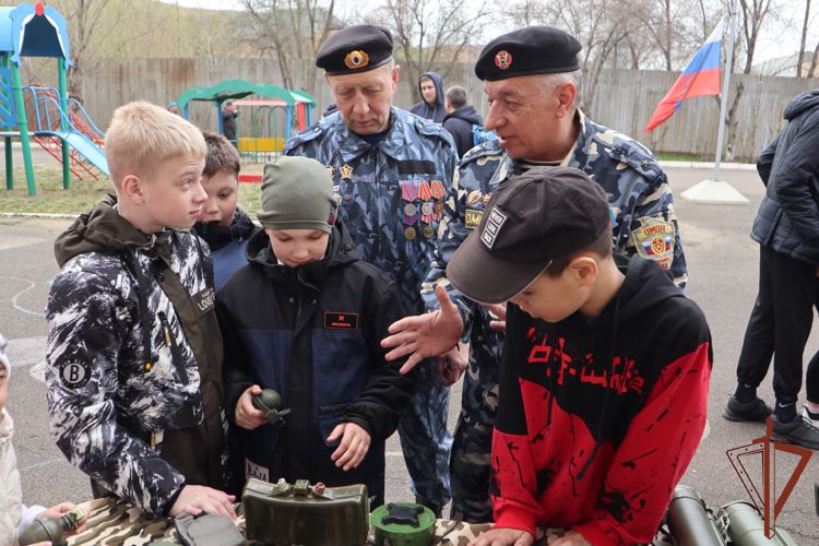 Росгвардия проводит профориентационные мероприятия в Сибири