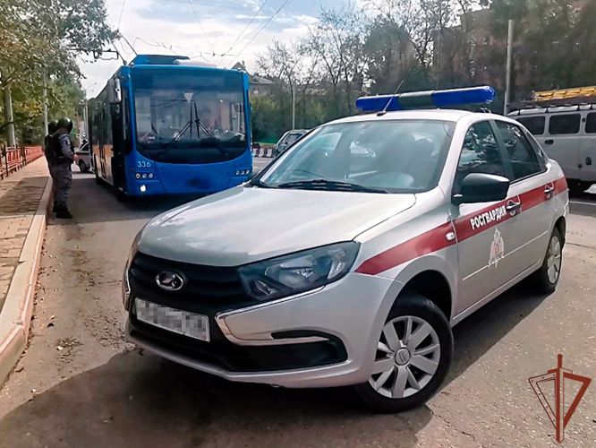 Росгвардия реализует пилотный проект по охране общественного транспорта в Кузбассе