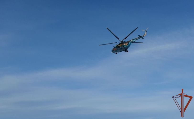 Летчики отдельной авиационной эскадрильи Уральского округа Росгвардии отработали взаимодействие с авианаводчиками