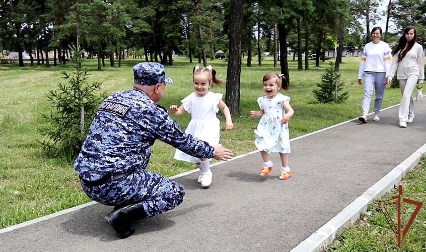 Росгвардия на юге России участвует в тематических мероприятиях в честь Дня семьи, любви и верности 