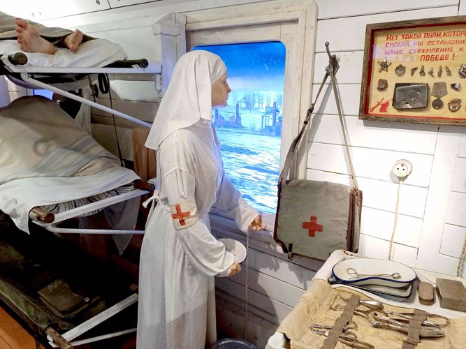 Росгвардейцы обеспечивают безопасность «Поезда Победы» в Курганской области