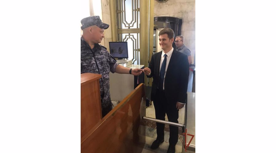 Сотрудники центра специального назначения вневедомственной охраны присоединились к патриотической акции «С флагом на сердце»