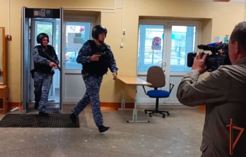 Росгвардия приняла участие во всероссийских антитеррористических учениях  на Урале (видео)