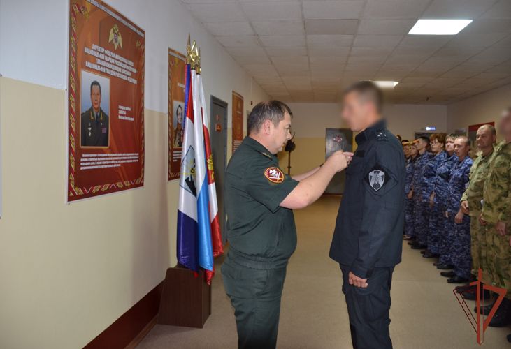 Росгвардейцам-участникам спецоперации вручены госнаграды в Великом Новгороде