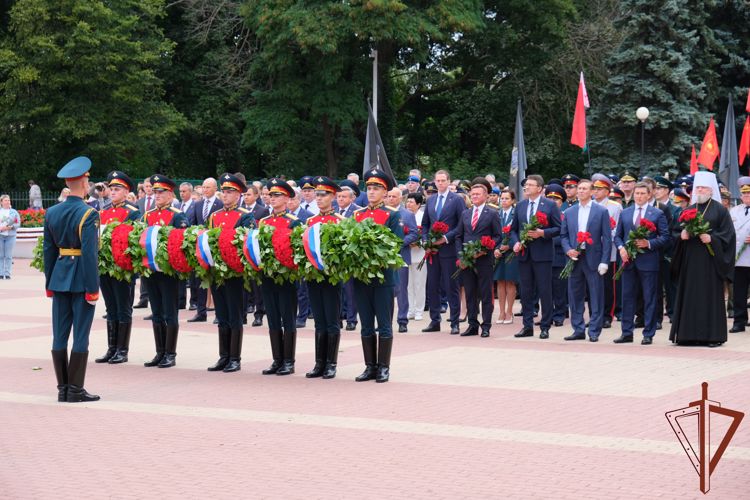Росгвардейцы в Курске приняли участие в праздновании 80-ой годовщины победы в Курской битве