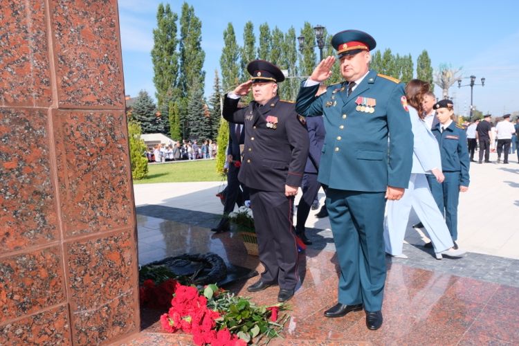 Росгвардейцы почтили память погибших героев на Мемориальном комплексе Курская дуга