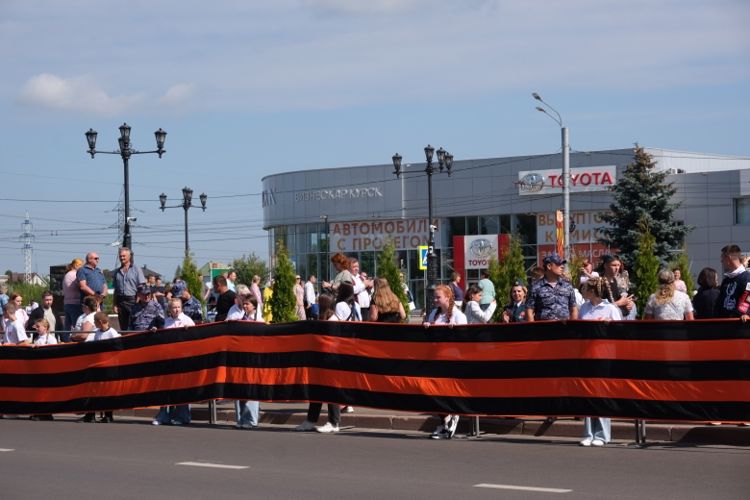 Росгвардейцы почтили память погибших героев на Мемориальном комплексе Курская дуга