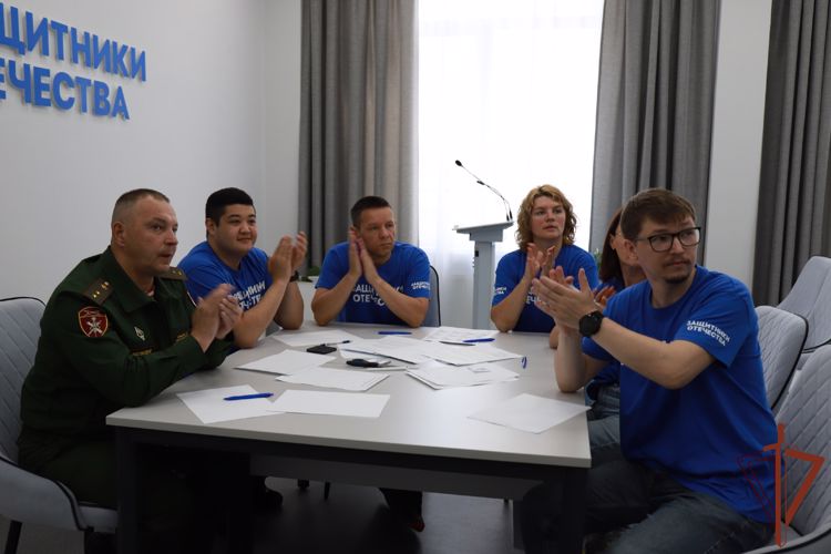 В День офицера России росгвардейцы провели патриотические мероприятия на Урале
