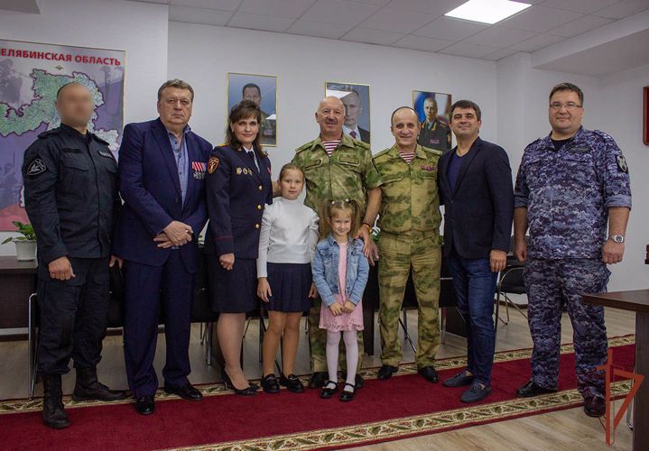 На Урале росгвардейцы проводят тематические мероприятия и благотворительные  акции, посвященные Дню знаний