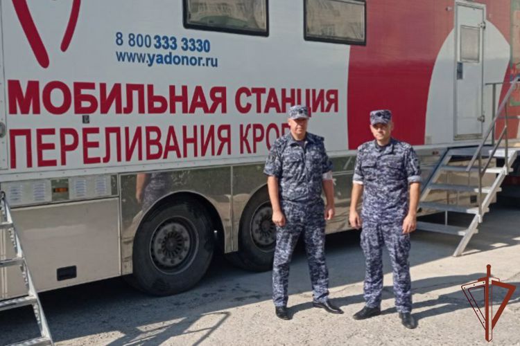 Сотрудники Росгвардии сдали кровь на Кубани