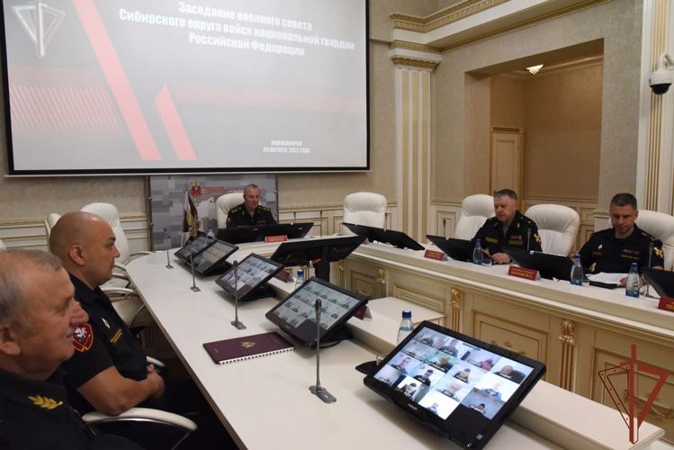 Заседание военного совета Сибирского округа Росгвардии  прошло в Новосибирске