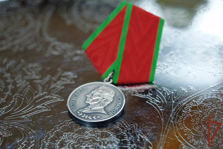 Росгвардейцам — участникам спецоперации вручены госнаграды на Урале
