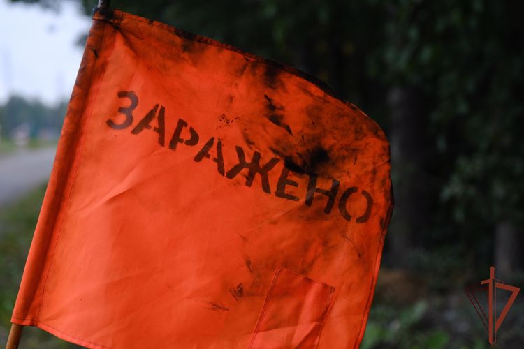 Лагерный сбор с подразделениями РХБ-защиты завершился в Уральском округе Росгвардии (видео)