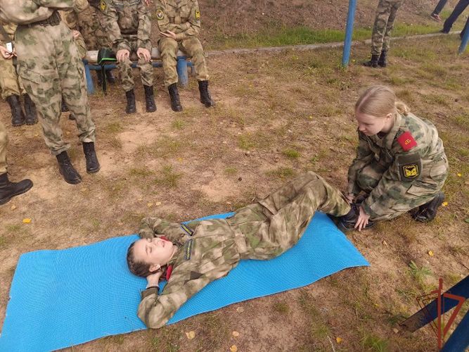 Росгвардейцы провели «Зарницу» с учащимися подшефной школы в Тверской области