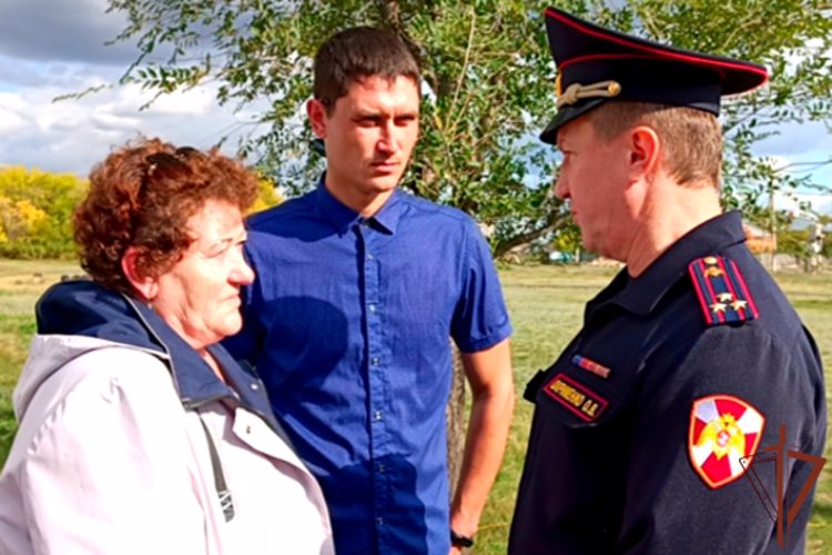 Память погибшего бойца спецназа Росгвардии увековечили в Курганской области
